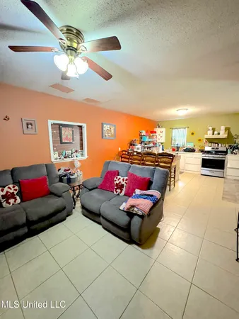 $87,998 | 853 Lakeside Drive, Walnut, MS 38683