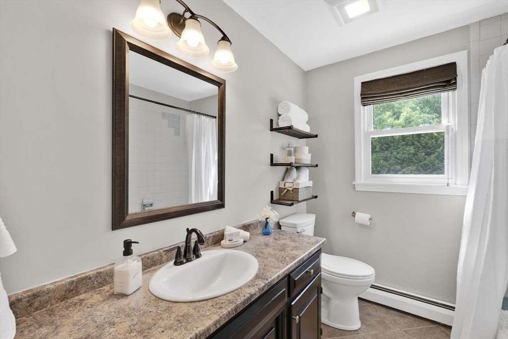 51 Lantern Lane West Springfield, MA 01089 - Photo 21 of 42