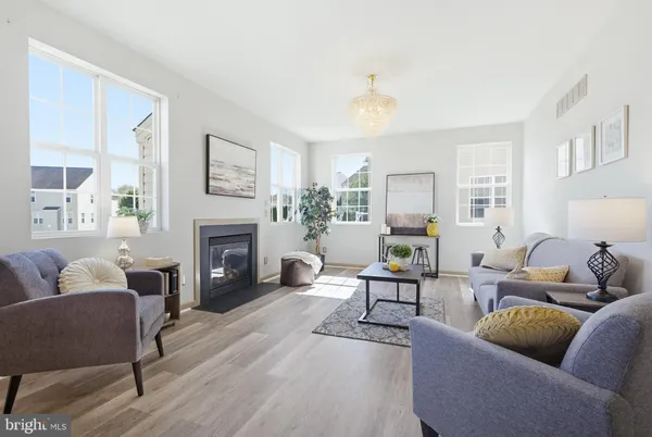 $377,900 | 292 Kentshire Drive, Lancaster, PA 17603