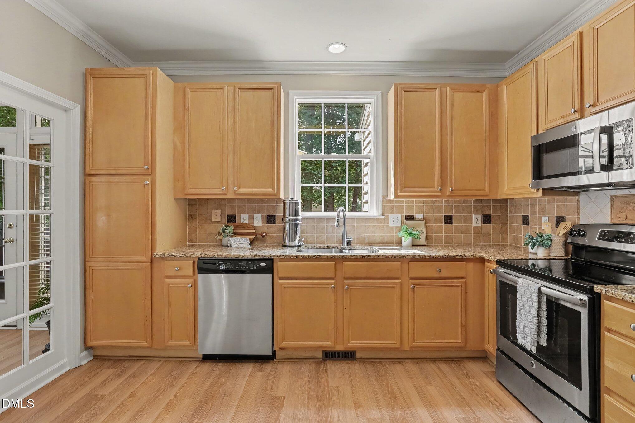 5631 Slide Rock Lane Raleigh, NC 27613 - Photo 11 of 24 011_file_1213