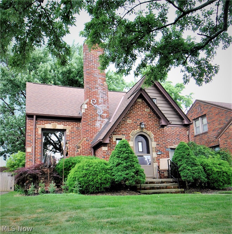 6902 Ackley Road Parma, OH 44129 - Photo 25 of 28