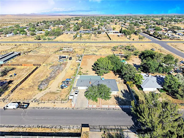 $2,595 | 41020 163rd Street East, Lancaster, CA 93535