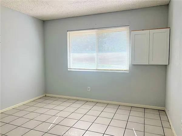 $2,595 | 41020 163rd Street East, Lancaster, CA 93535
