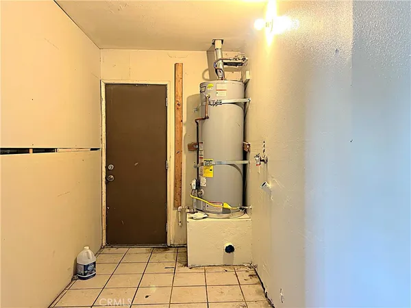 $2,595 | 41020 163rd Street East, Lancaster, CA 93535