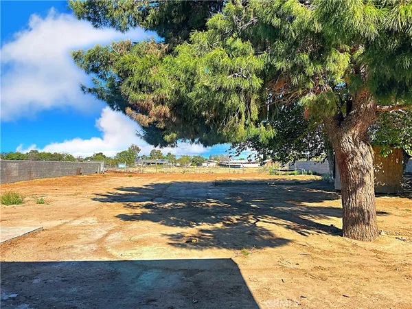 $2,595 | 41020 163rd Street East, Lancaster, CA 93535