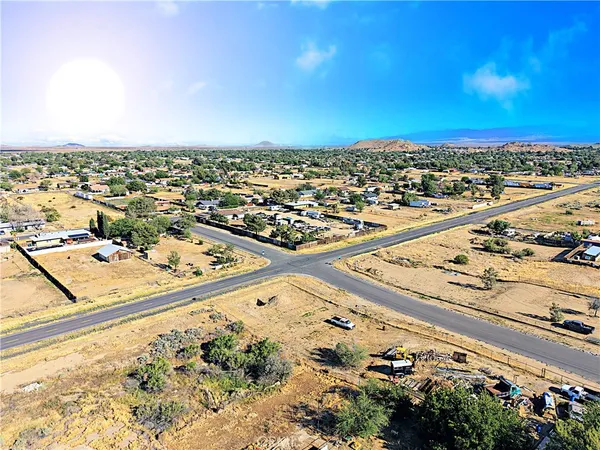 $2,595 | 41020 163rd Street East, Lancaster, CA 93535