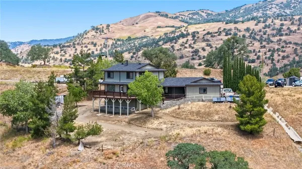 $449,000 | 19504 Dovetail Court, Tehachapi, CA 93561