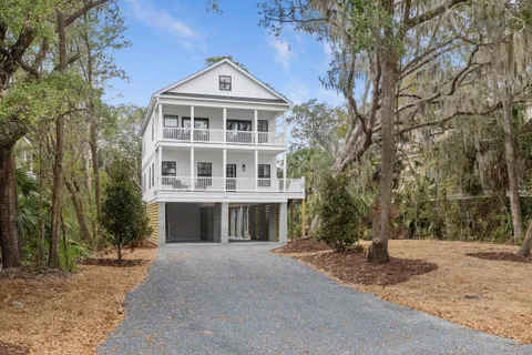 $1,400,000 | 3506 Myrtle Street, Edisto Island, SC 29438