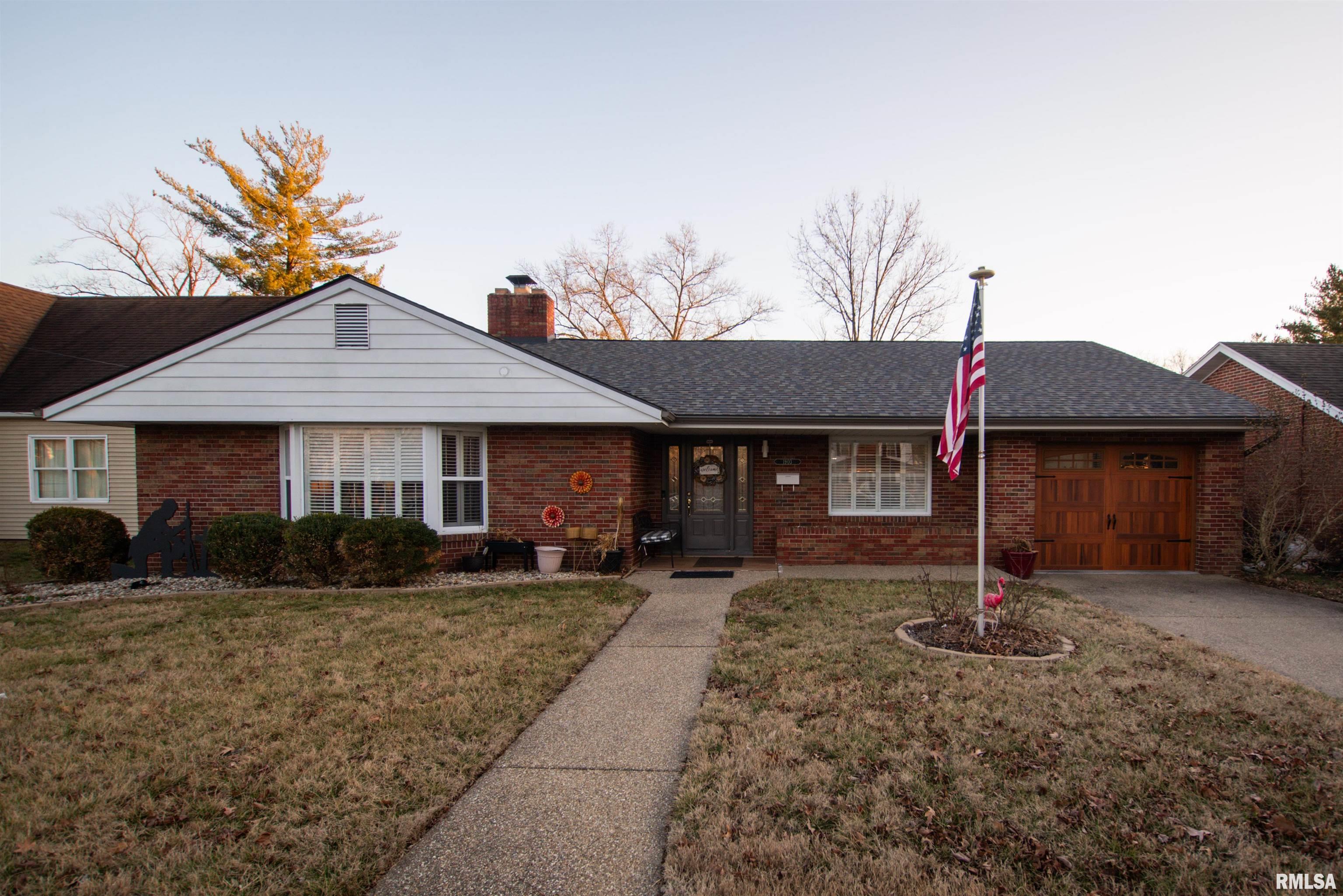 1903 East Richview Road Mount Vernon, IL 62864 - Photo 1 of 47 Gallery Image 1