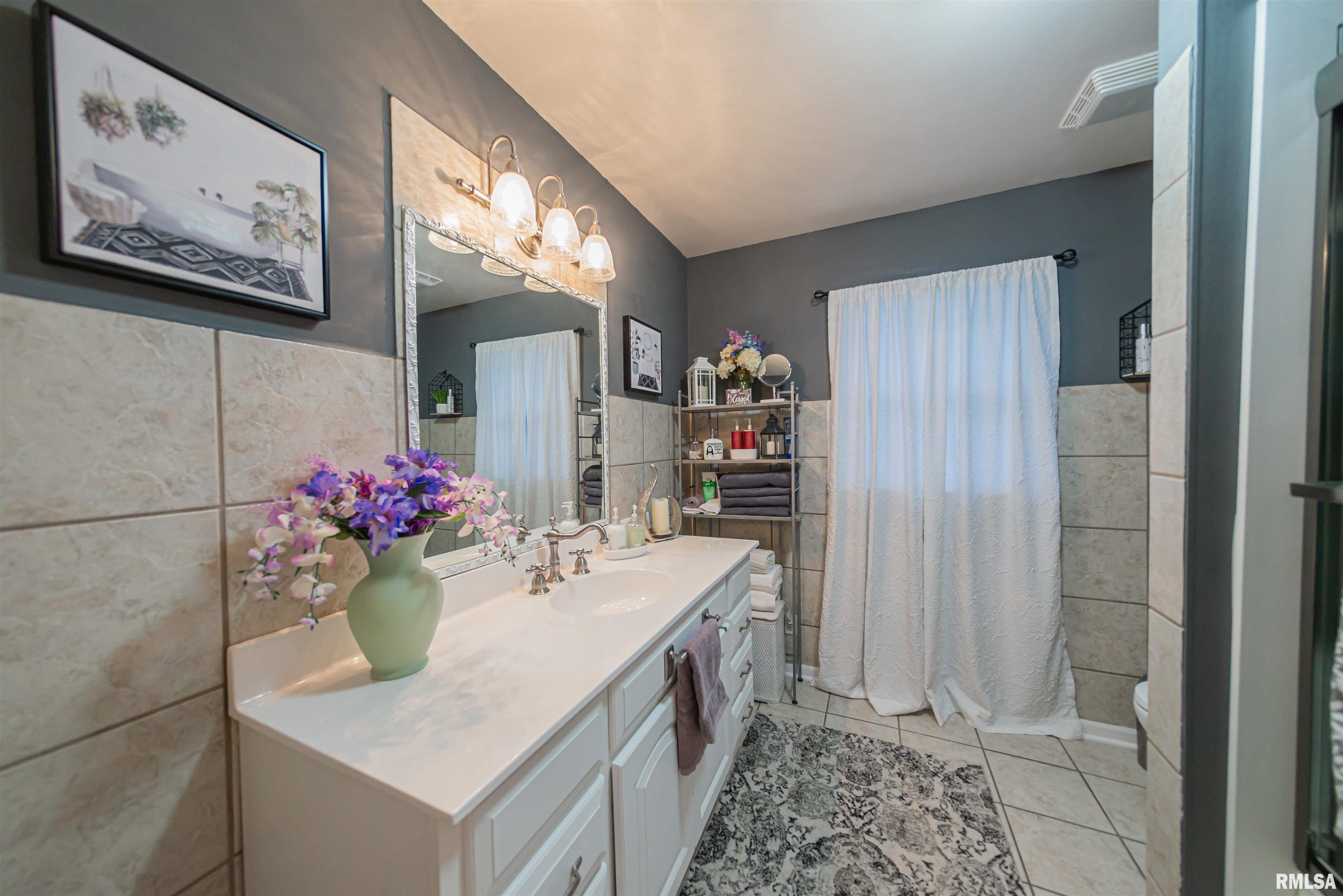1903 East Richview Road Mount Vernon, IL 62864 - Photo 27 of 47 Gallery Image 27