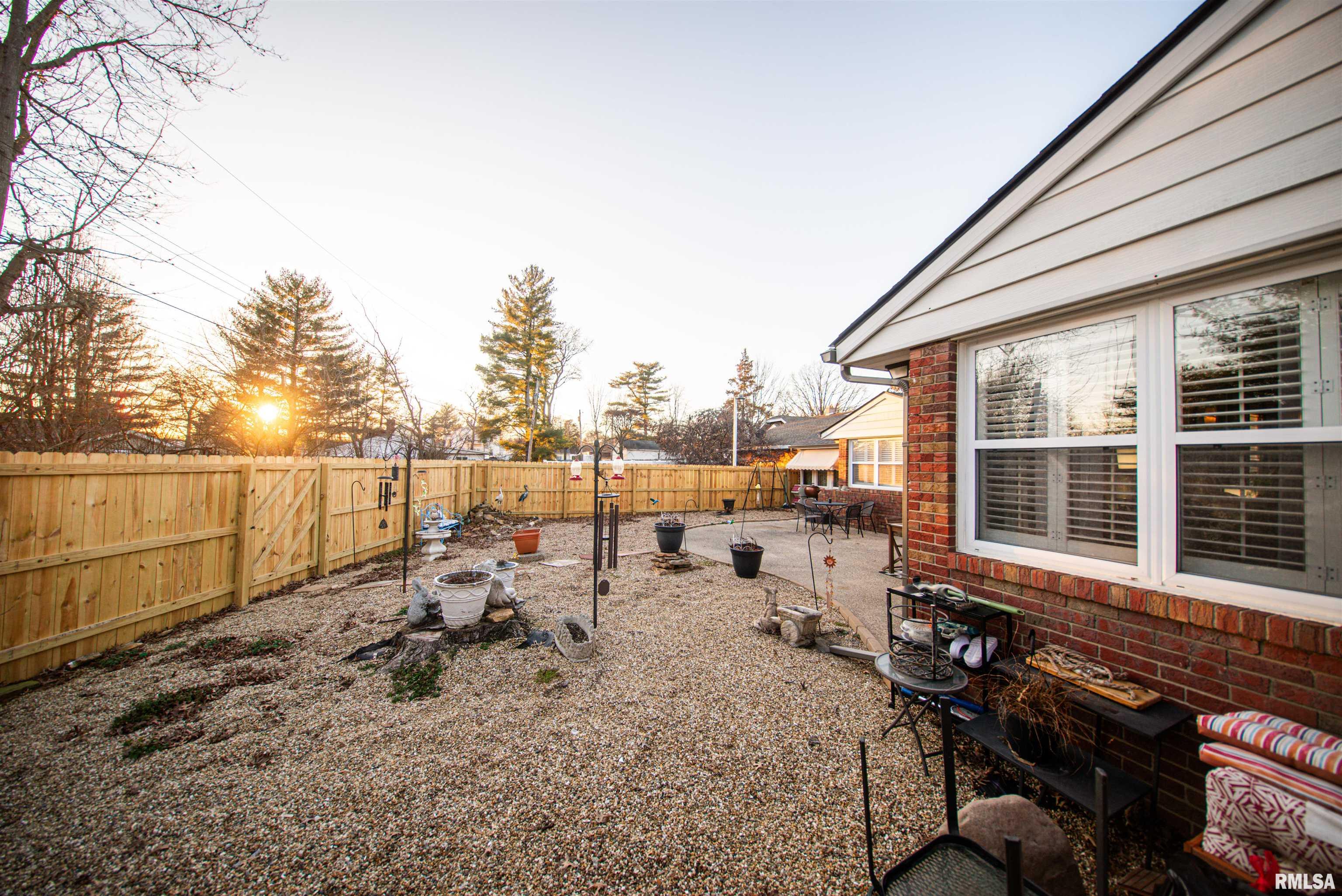 1903 East Richview Road Mount Vernon, IL 62864 - Photo 41 of 47 Gallery Image 41