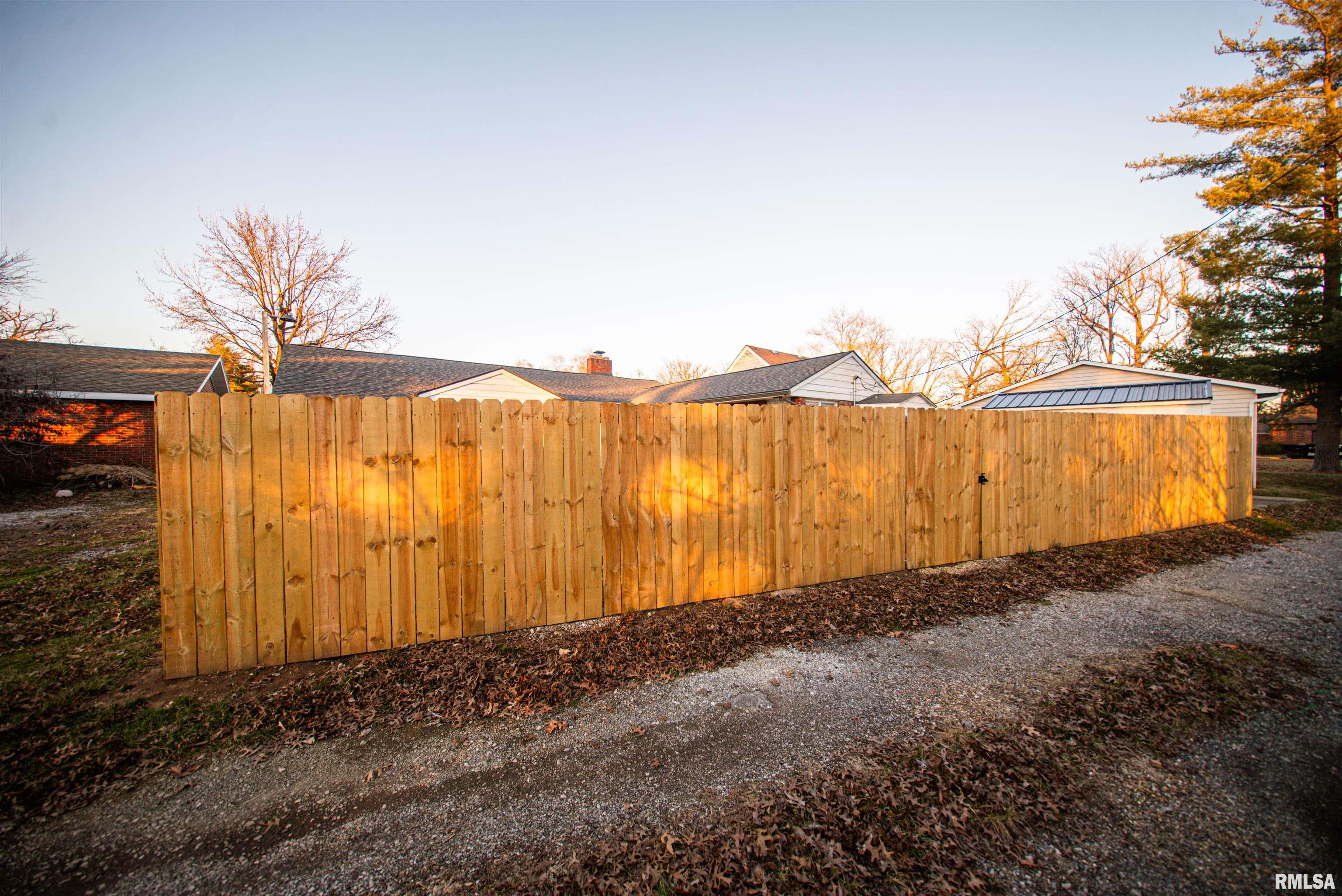 1903 East Richview Road Mount Vernon, IL 62864 - Photo 45 of 47 Gallery Image 45