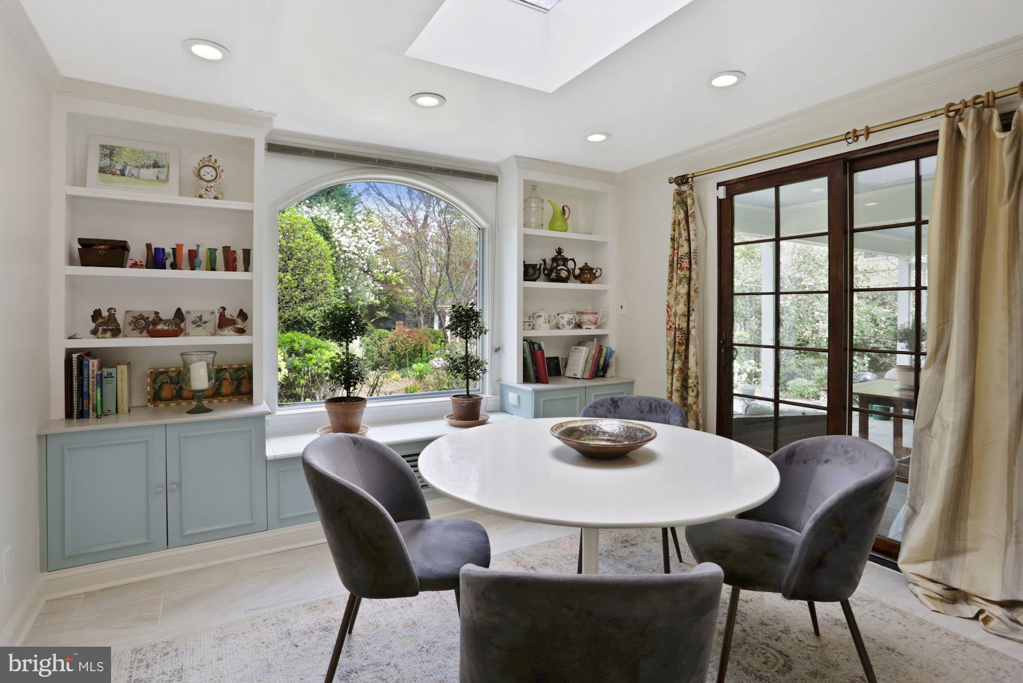 3743 Upton Street Northwest Washington, DC 20016 - Photo 16 of 35 The breakfast room