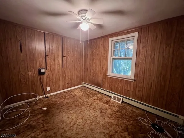 $599,999 | 195 River Lane, New Milford, NJ 07646