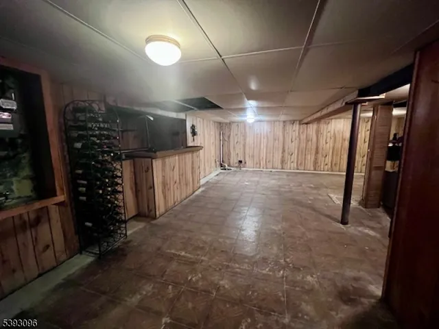 $599,999 | 195 River Lane, New Milford, NJ 07646