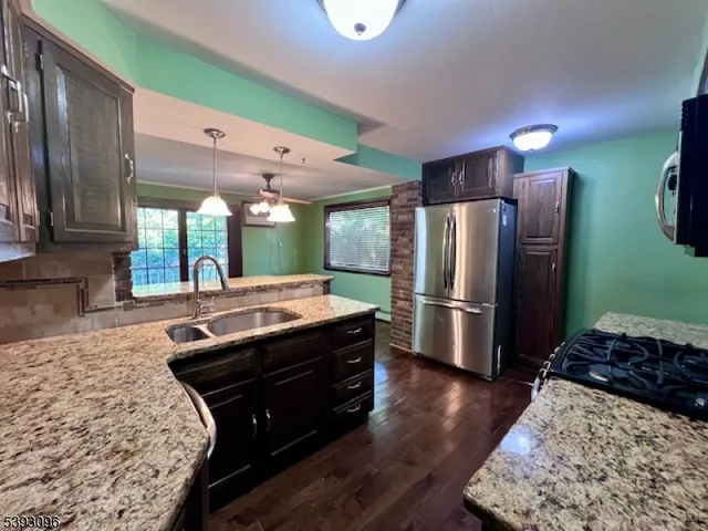 $599,999 | 195 River Lane, New Milford, NJ 07646