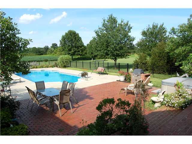 7110 Stemen Road Pickerington, OH 43147 - Photo 17 of 24 Gallery Image 17