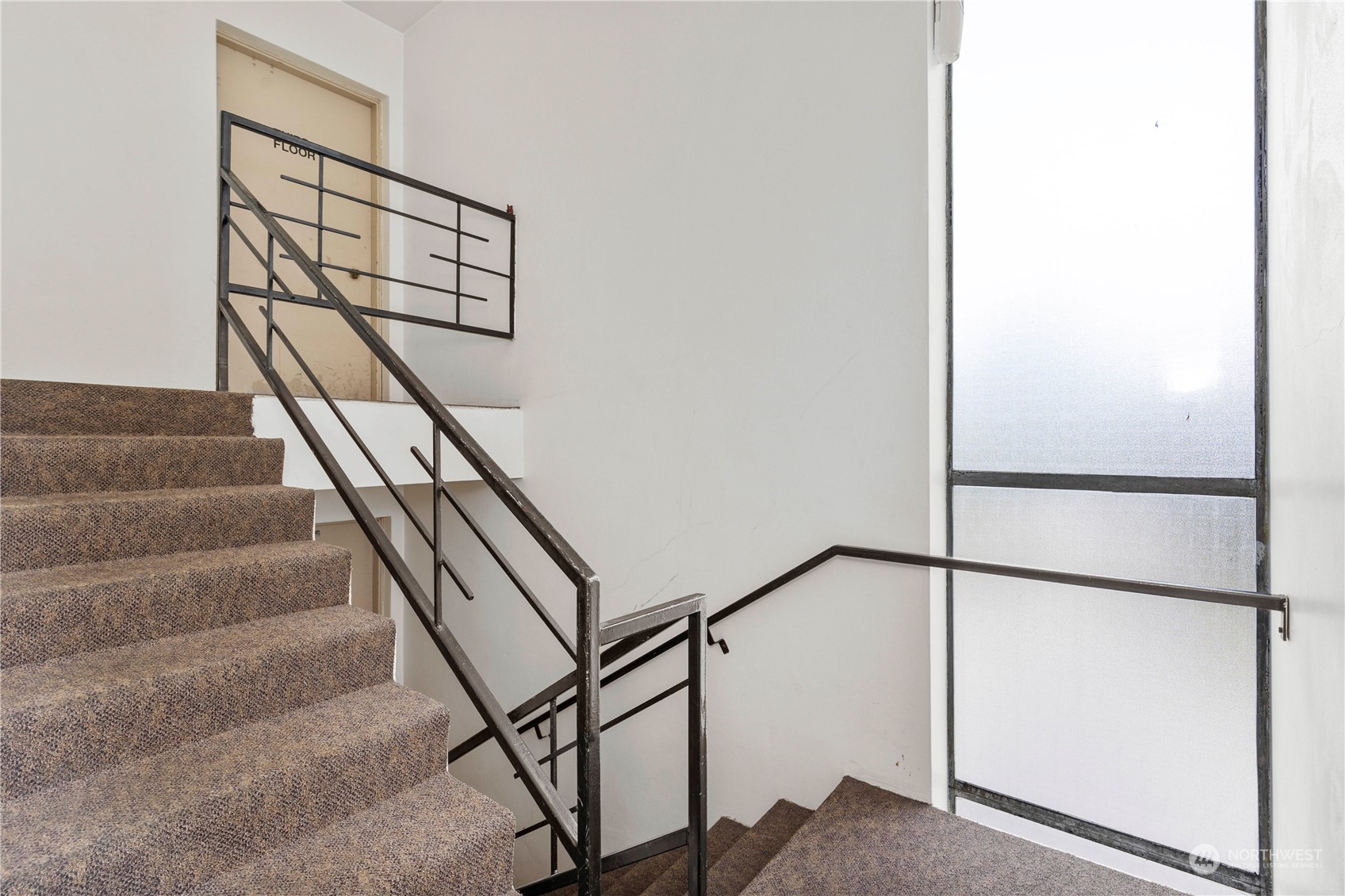 601 East Roy Street Seattle, WA 98102 - Photo 17 of 26
