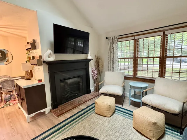 $2,150 | 20 A Golf View, Laconia, NH 03246