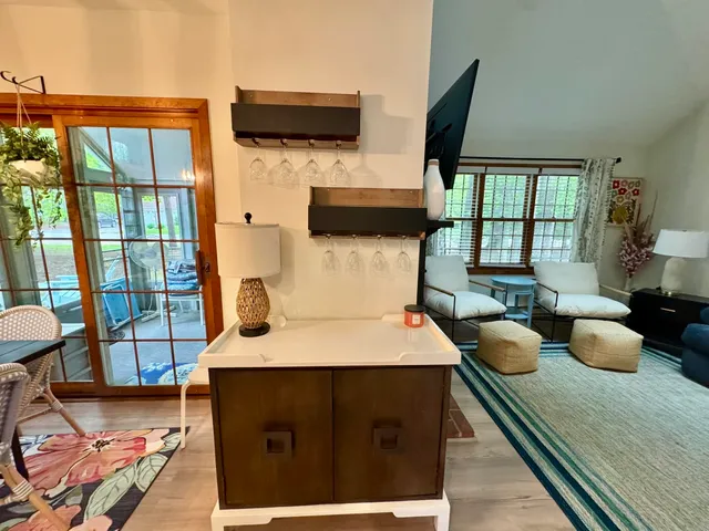 $2,150 | 20 A Golf View, Laconia, NH 03246