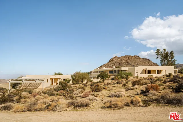 a view of a large building