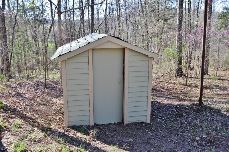 10200 Bluebird Road Watertown, TN 37184 - Photo 8 of 28 Well House