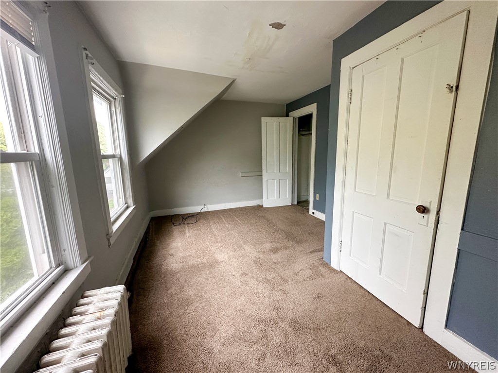32 Custer Street Buffalo, NY 14214 - Photo 9 of 17