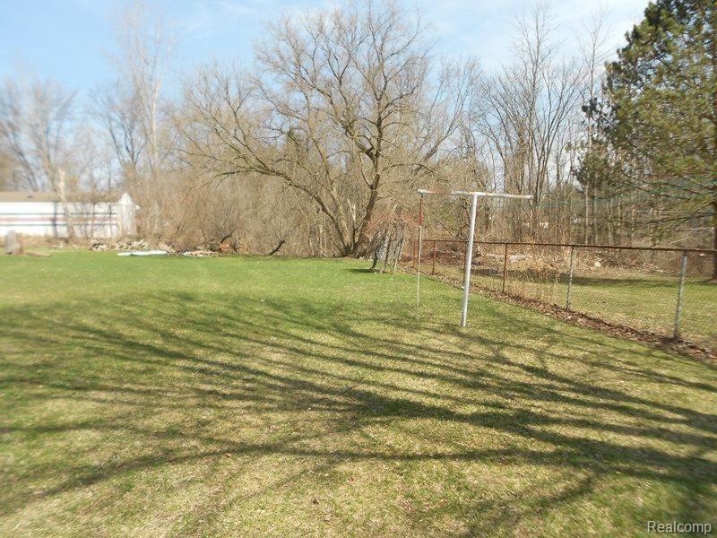 4100 Lapeer Road Port Huron, MI 48060 - Photo 11 of 15 2014-04-16 18.49