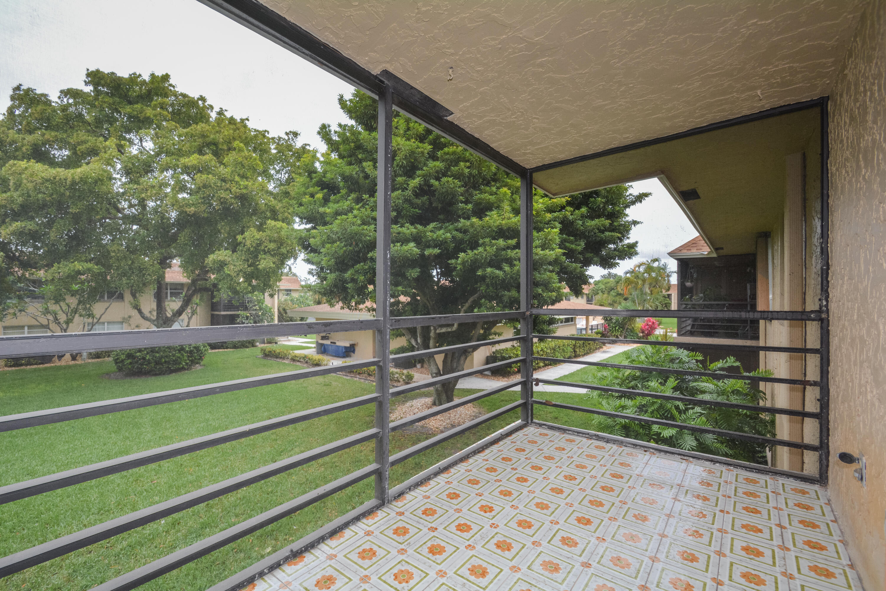 1251 Northwest 13th Street, Unit 436 Boca Raton, FL 33486 - Photo 13 of 17 1251 NW 13th St_#436_Cyndi Avant_10