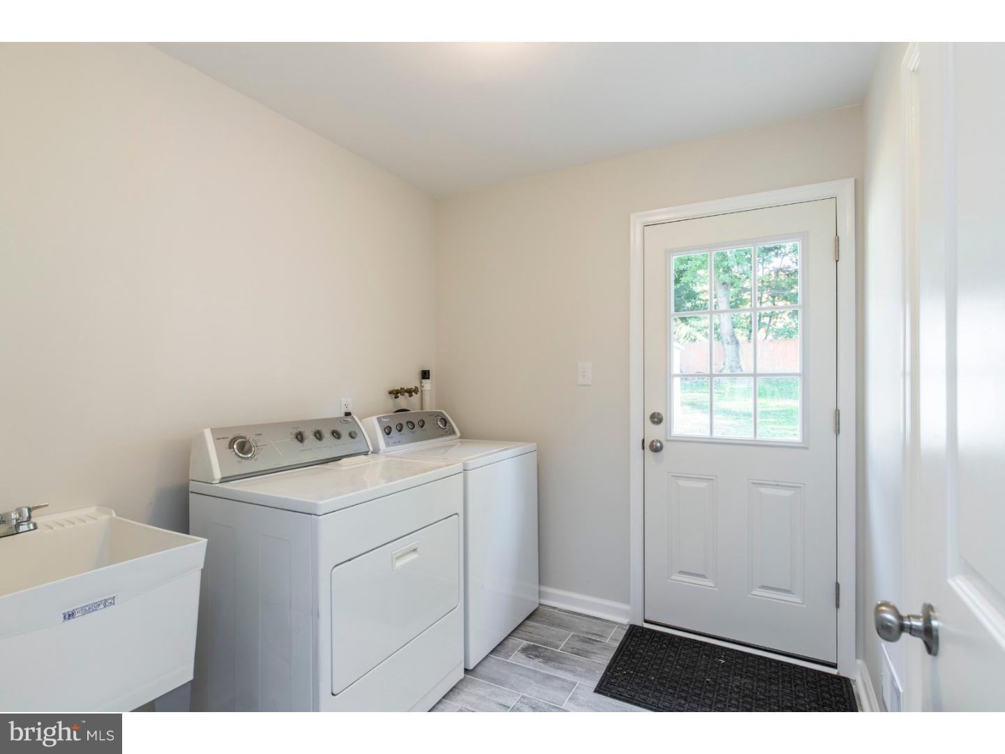153 Woodstream Road Boothwyn, PA 19061 - Photo 18 of 23 Gallery Image 18