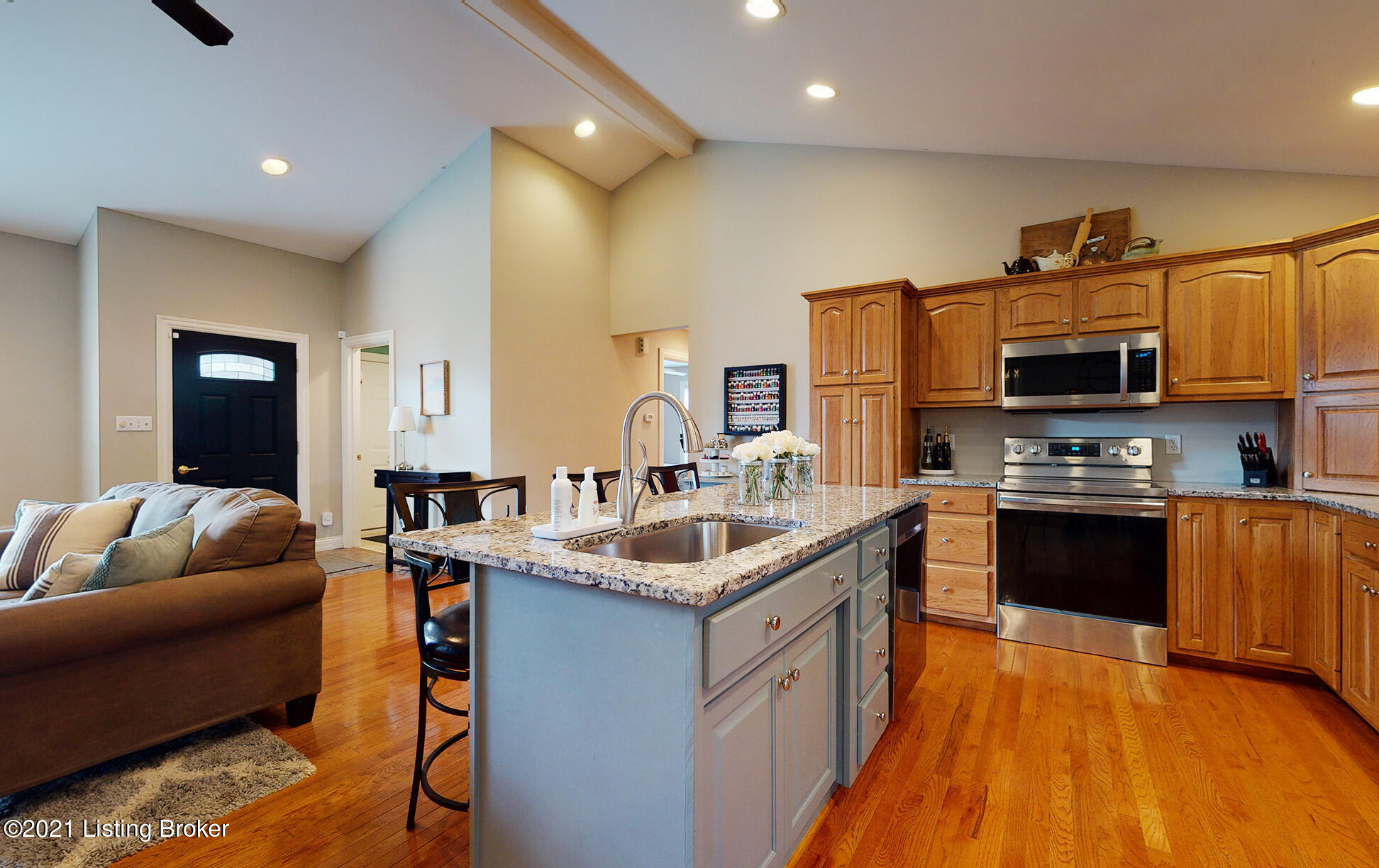 3511 Colonial Springs Road Louisville, KY 40245 - Photo 13 of 52 3511-Colonial-Springs-Rd-20210917_017