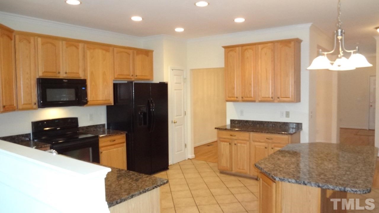 12108 Fox Valley Street Raleigh, NC 27614 - Photo 8 of 25 Gallery Image 8