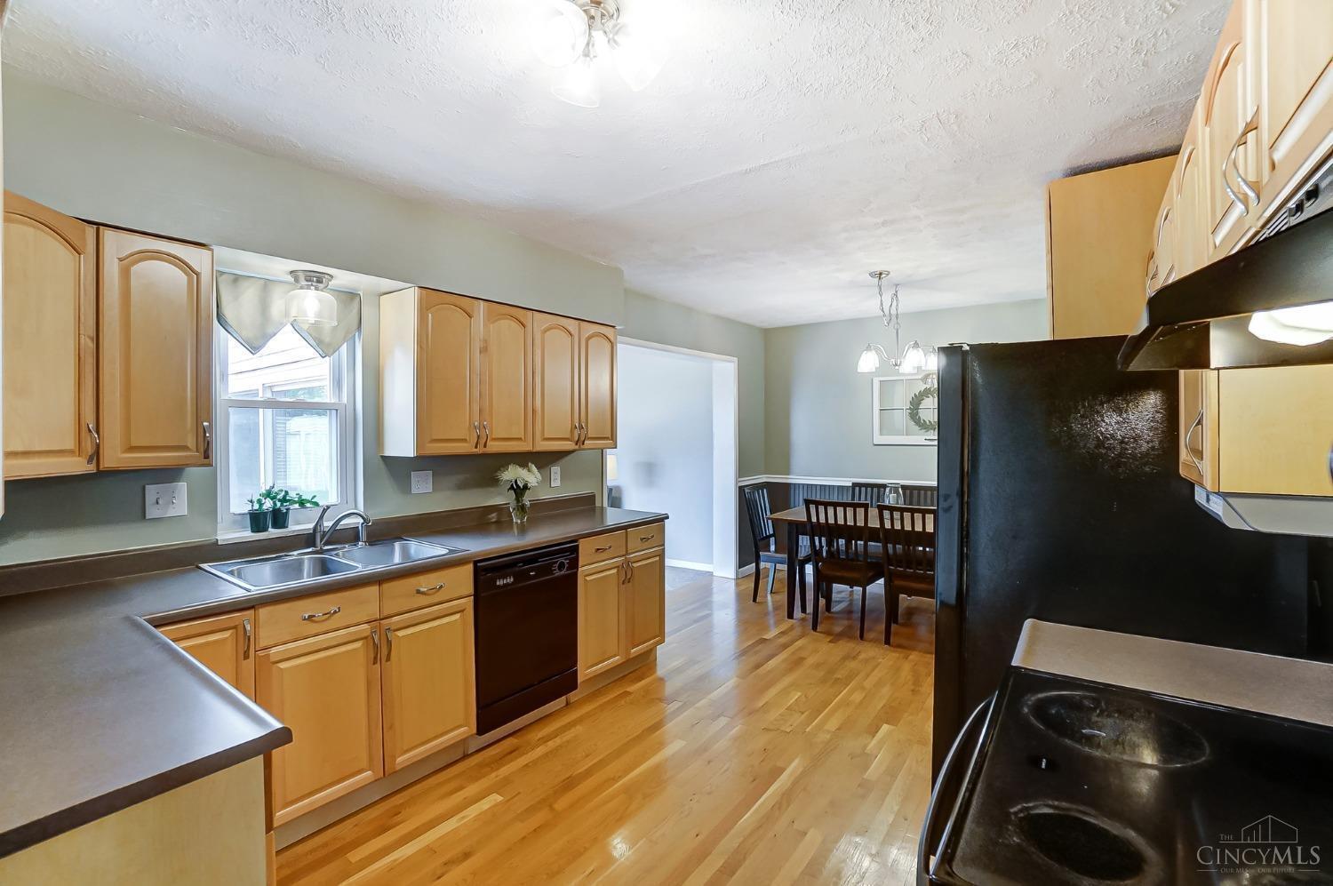 1124 Fuhrman Road Reading, OH 45215 - Photo 14 of 45 Gallery Image 14