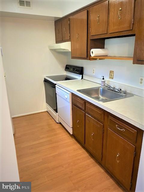 15070 Haslemere Court, Unit 262F Silver Spring, MD 20906 - Photo 6 of 31 KITCHEN