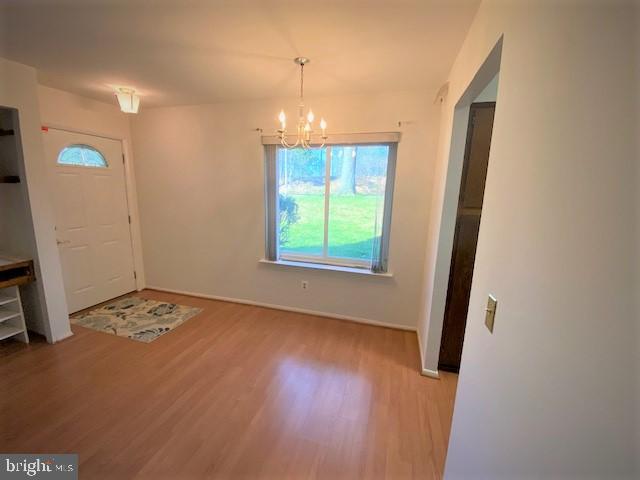 15070 Haslemere Court, Unit 262F Silver Spring, MD 20906 - Photo 7 of 31 DINING AREA OFF LIVING ROOM