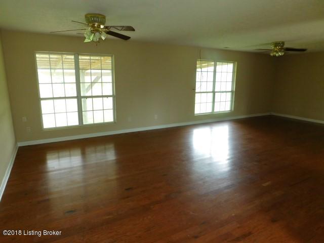 2454 Lebanon Road Bagdad, KY 40003 - Photo 4 of 13 DSCN7870