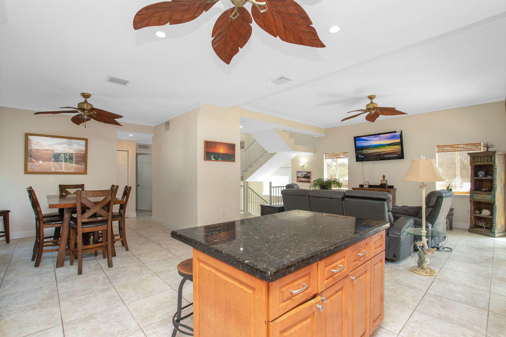 814 Madrid Road Key Largo, FL 33037 - Photo 19 of 40 virtual-tour-303023-12