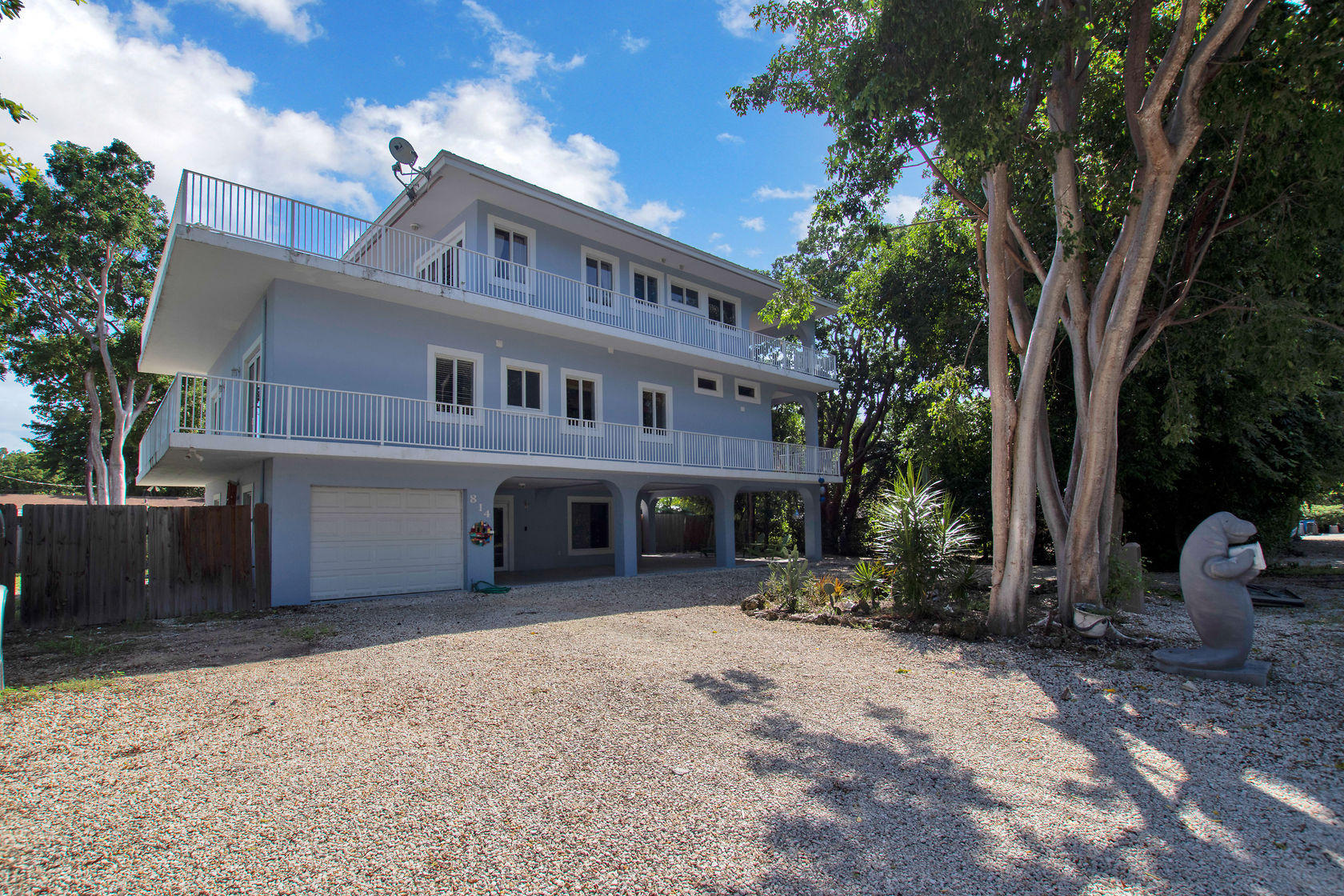 814 Madrid Road Key Largo, FL 33037 - Photo 3 of 40 virtual-tour-303023-49