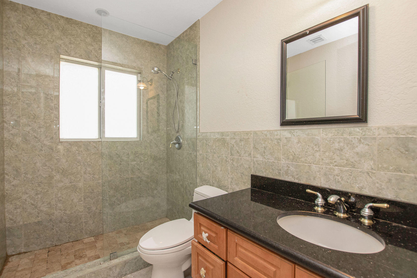 814 Madrid Road Key Largo, FL 33037 - Photo 26 of 40 virtual-tour-303023-24