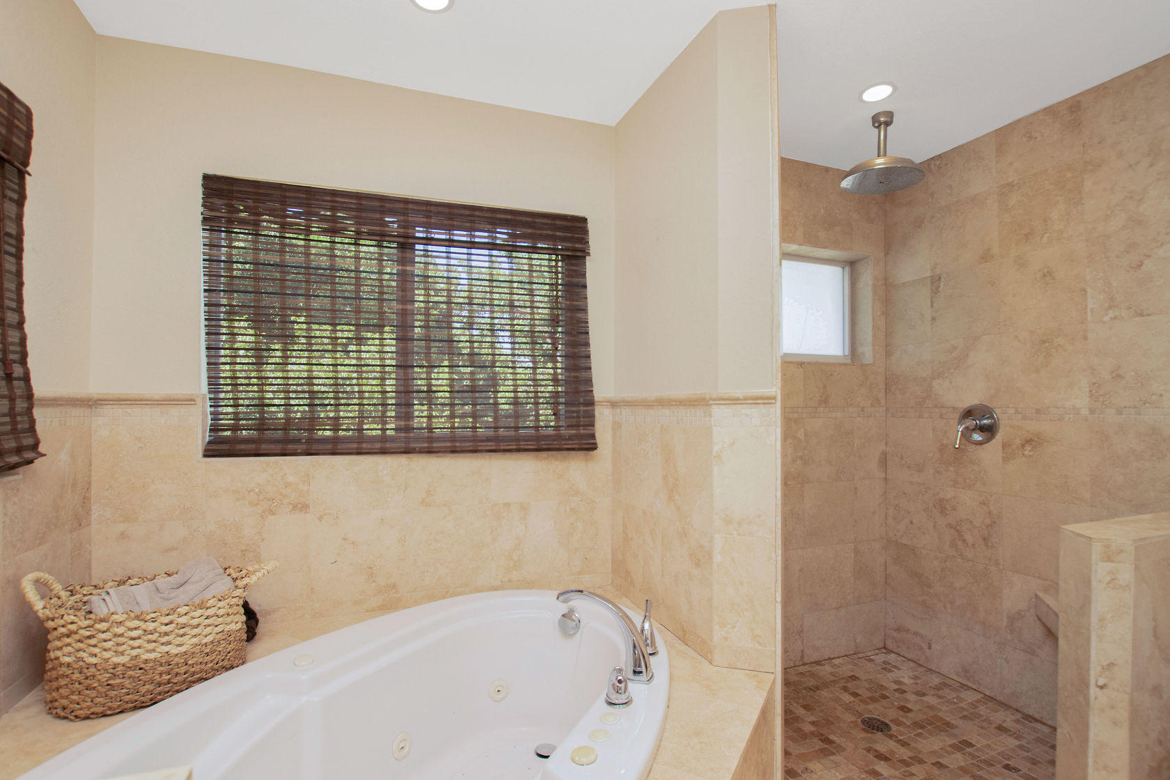 814 Madrid Road Key Largo, FL 33037 - Photo 30 of 40 virtual-tour-303023-29