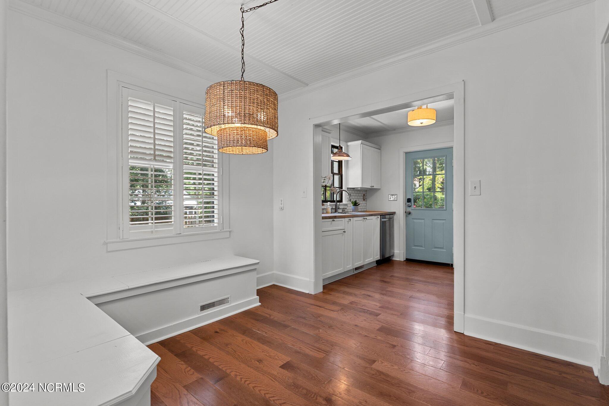 170 South Ridge Street Southern Pines, NC 28387 - Photo 13 of 37 32-web-or-mls-707A9496