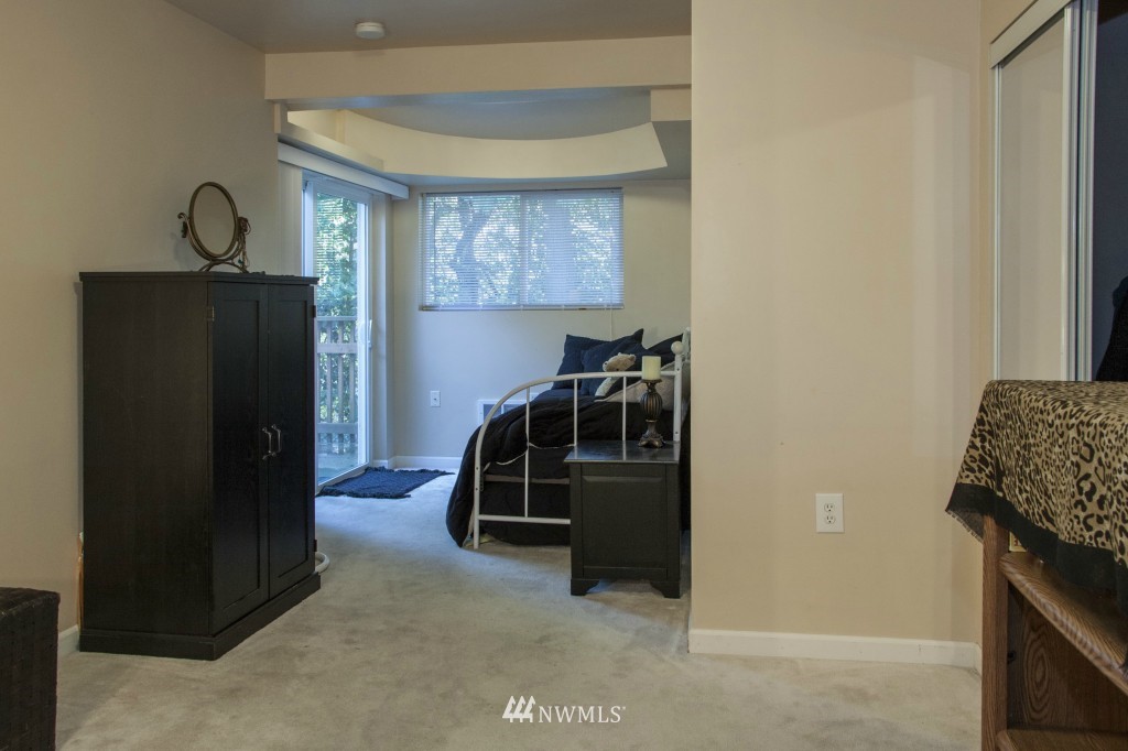 16623 Benson Road South Renton, WA 98055 - Photo 15 of 20 a view of a livingroom with furniture and windows
