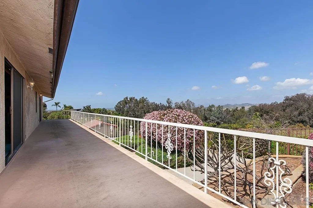 406 Mason Road Vista, CA 92084 - Photo 19 of 25 Gallery Image 19