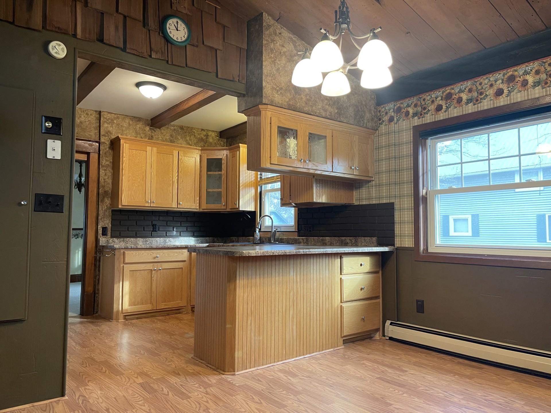 136 North Street Tracy, MN 56175 - Photo 2 of 28
