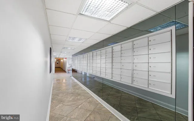 $1,925 | 5250 Valley Forge Drive, Unit 103, Alexandria, VA 22304