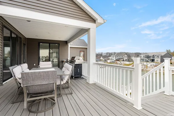 $1,150,000 | 40 Lane 283 Hamilton Lake, Hamilton, IN 46742