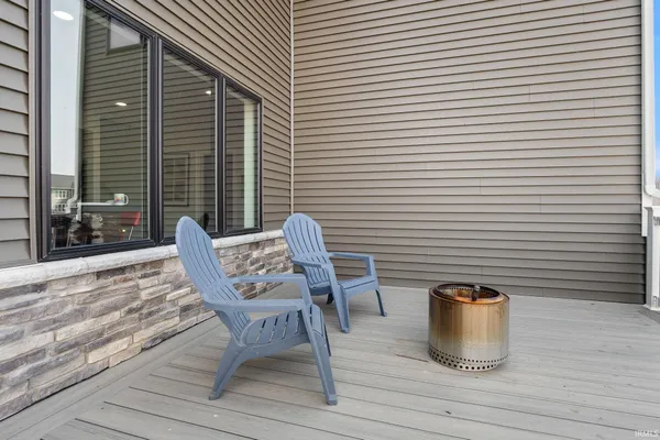 $1,150,000 | 40 Lane 283 Hamilton Lake, Hamilton, IN 46742