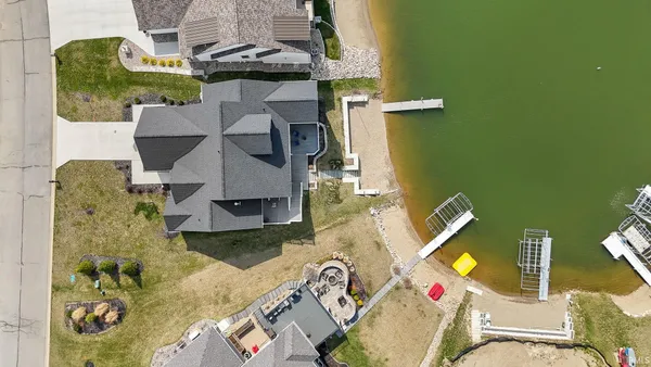 $1,150,000 | 40 Lane 283 Hamilton Lake, Hamilton, IN 46742