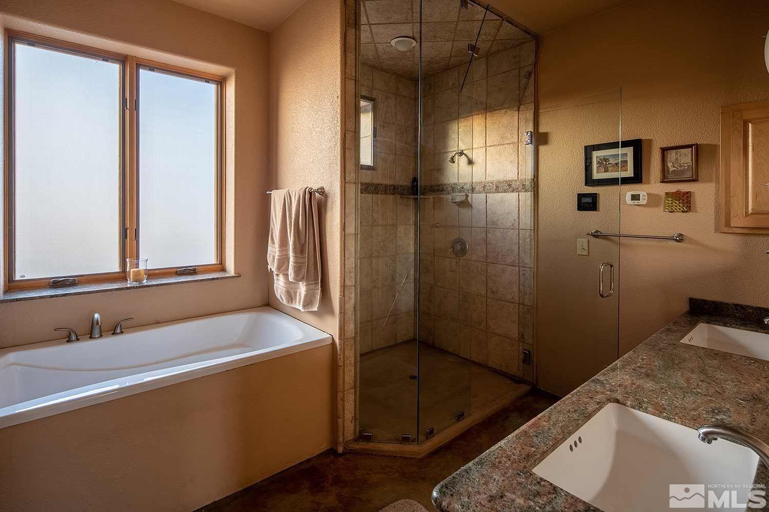 27200 Riverview Road Reno, NV 89521 - Photo 11 of 35 Photo 11