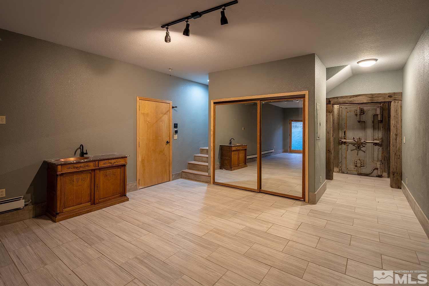 27200 Riverview Road Reno, NV 89521 - Photo 22 of 35 Photo 22